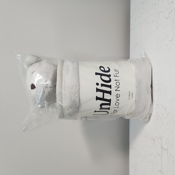 🧸 UnHide Lil' Marsh Beige Bear Everywear Blanket™ Lovey ~ NWT - Picture 9 of 11